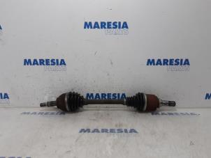 Used Front drive shaft, left Opel Vivaro 1.6 CDTI 90 Price € 158,81 Inclusive VAT offered by Maresia Parts