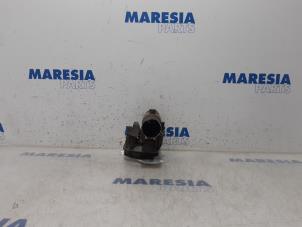 Used EGR valve Opel Vivaro 1.6 CDTI 90 Price € 78,65 Inclusive VAT offered by Maresia Parts