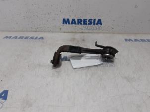 Usagé Barre stabilisatrice avant Opel Vivaro 1.6 CDTI 90 Prix € 24,20 Prix TTC proposé par Maresia Parts
