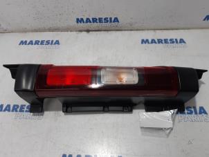 Used Taillight, left Opel Vivaro 1.6 CDTI 90 Price € 78,65 Inclusive VAT offered by Maresia Parts