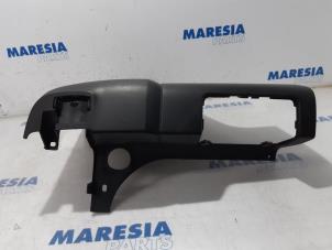 Gebrauchte Stoßstangenteil links hinten Opel Vivaro 1.6 CDTI 90 Preis € 90,75 Mit Mehrwertsteuer angeboten von Maresia Parts