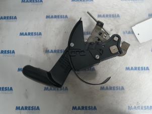 Gebrauchte Handbremse Mechanik Fiat Panda (312) 0.9 TwinAir Turbo 85 Preis € 50,00 Margenregelung angeboten von Maresia Parts