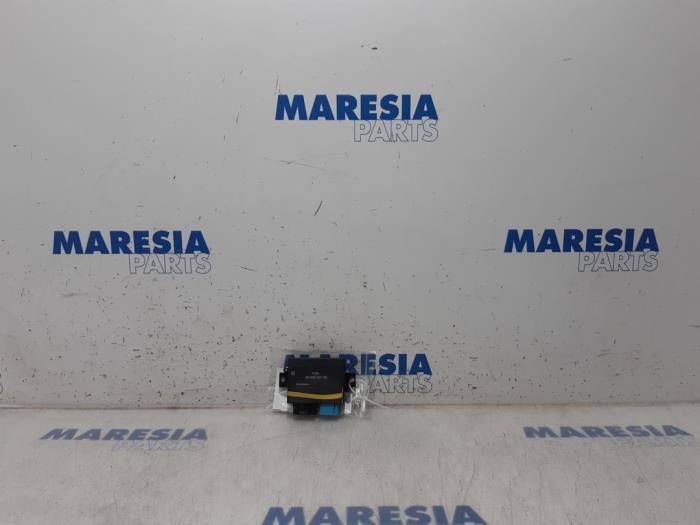 Usagé Module PDC Peugeot 3008 I (0U/HU) 1.6 16V THP 155 Prix € 37,50 Règlement à la marge proposé par Maresia Parts
