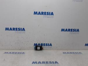 Used Alarm module Peugeot 3008 I (0U/HU) 1.6 16V THP 155 Price € 75,00 Margin scheme offered by Maresia Parts