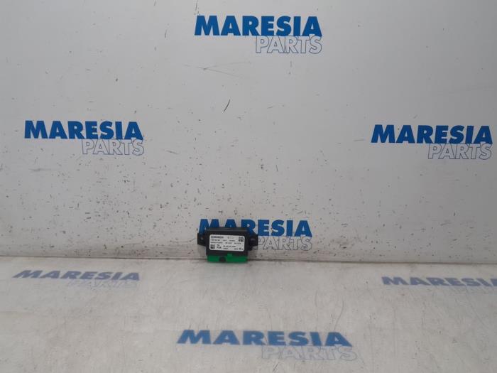 Usados Módulo PDC Citroen C4 Picasso (3D/3E) 1.6 e-Hdi, BlueHDi 115 Precio € 24,00 Norma de margen ofrecido por Maresia Parts