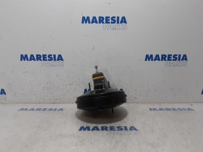 Begagnade Bromsservo Fiat Panda (312) 0.9 TwinAir Turbo 85 Pris € 50,00 Marginaltabell erbjuds av Maresia Parts
