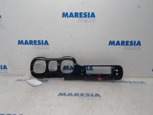 Used Dashboard part Fiat Panda (312) 0.9 TwinAir Turbo 85 Price € 75,00 Margin scheme offered by Maresia Parts