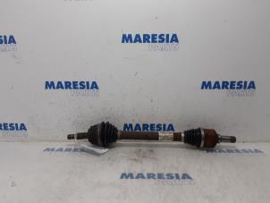 Used Front drive shaft, left Citroen C4 Picasso (3D/3E) 1.6 e-Hdi, BlueHDi 115 Price € 75,00 Margin scheme offered by Maresia Parts