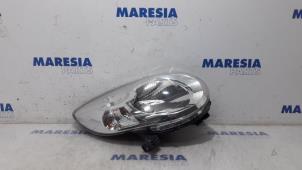 Used Headlight, right Citroen C1 1.0 12V Price € 60,00 Margin scheme offered by Maresia Parts