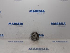 Used Water pump pulley Peugeot 207 CC (WB) 1.6 16V Price € 25,00 Margin scheme offered by Maresia Parts