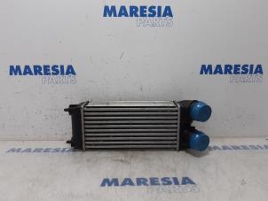 Gebrauchte Ladeluftkühler Peugeot 3008 I (0U/HU) 1.6 16V THP 155 Preis € 35,00 Margenregelung angeboten von Maresia Parts