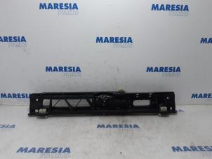 Used Lock plate Citroen C4 Picasso (3D/3E) 1.6 e-Hdi, BlueHDi 115 Price € 70,00 Margin scheme offered by Maresia Parts