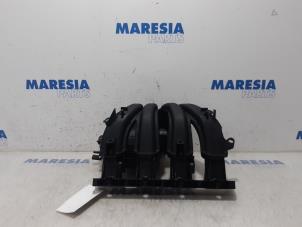 Used Intake manifold Peugeot 307 CC (3B) 2.0 16V Price € 65,00 Margin scheme offered by Maresia Parts