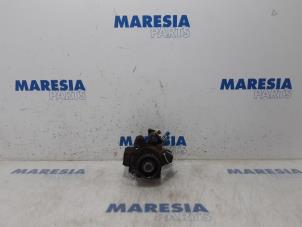 Used Mechanical fuel pump Peugeot 308 CC (4B) 1.6 HDiF 16V Price € 183,75 Margin scheme offered by Maresia Parts