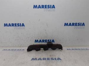 Used Exhaust manifold Peugeot 308 CC (4B) 1.6 HDiF 16V Price € 24,95 Margin scheme offered by Maresia Parts