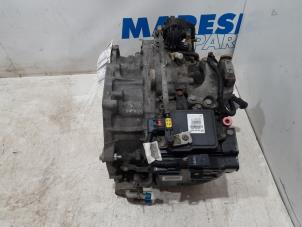 Używane Skrzynia biegów Citroen C4 Picasso (3D/3E) 1.6 BlueHDI 115 Cena € 997,50 Procedura marży oferowane przez Maresia Parts