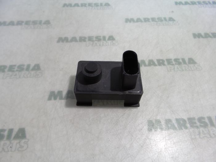 Begagnade Sensor (övriga) Fiat Stilo (192A/B) 2.4 20V Abarth 3-Drs. Pris € 50,00 Marginaltabell erbjuds av Maresia Parts