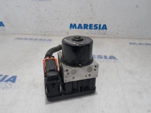 Used ABS pump Peugeot 4007 (VU/VV) 2.4 16V Price € 210,00 Margin scheme offered by Maresia Parts
