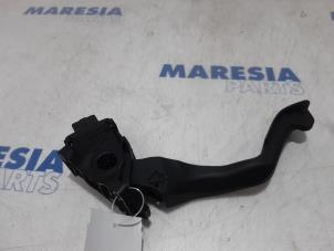 Used Throttle pedal position sensor Peugeot 308 SW (4E/H) 1.4 VTI 16V Price € 40,00 Margin scheme offered by Maresia Parts