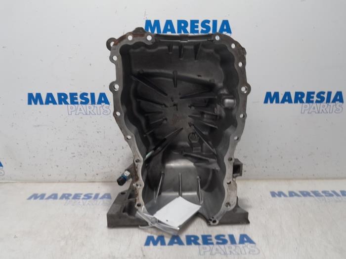 Sump Renault Clio IV 1.5 dCi 90 FAP 111115870R K9K628 Alloy