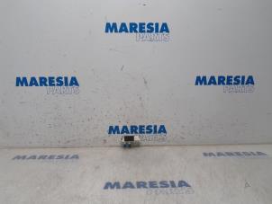 Used Mapping sensor (intake manifold) Renault Clio IV (5R) 1.5 dCi 90 FAP Price € 25,00 Margin scheme offered by Maresia Parts
