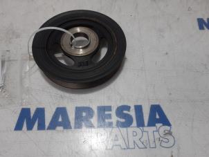 Used Crankshaft pulley Peugeot 3008 I (0U/HU) 1.6 HDiF 16V Price € 25,00 Margin scheme offered by Maresia Parts