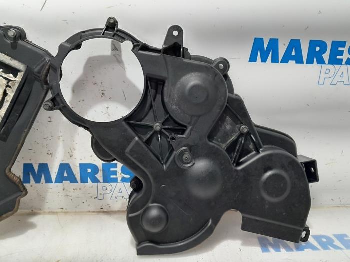 Usagé Couvercle de distribution Peugeot 3008 I (0U/HU) 1.6 HDiF 16V Prix € 25,00 Règlement à la marge proposé par Maresia Parts