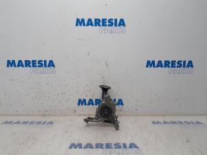 Usados Bomba de aceite Citroen C4 Cactus (0B/0P) 1.2 PureTech 82 12V Precio € 75,00 Norma de margen ofrecido por Maresia Parts