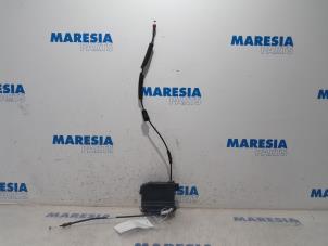 Used Rear door mechanism 4-door, right Citroen C4 Picasso (3D/3E) 1.6 BlueHDI 115 Price € 60,00 Margin scheme offered by Maresia Parts