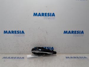Used Rear door handle 4-door, left Citroen C4 Picasso (3D/3E) 1.6 BlueHDI 115 Price € 60,00 Margin scheme offered by Maresia Parts
