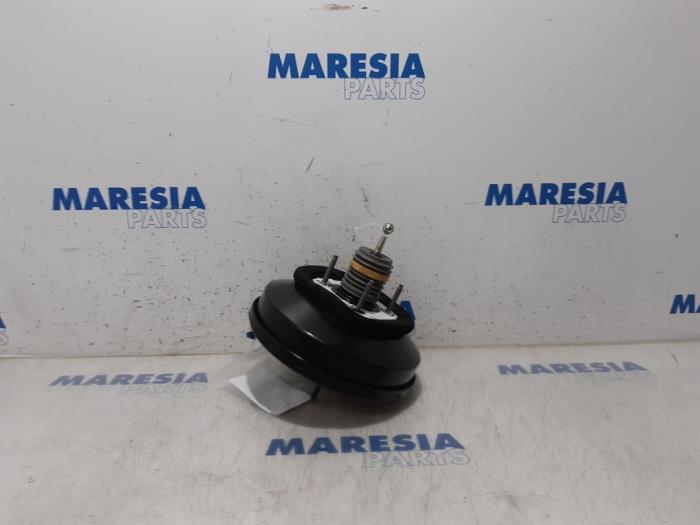 Usagé Servo frein Citroen C4 Cactus (0B/0P) 1.6 Blue Hdi 100 Prix € 50,00 Règlement à la marge proposé par Maresia Parts