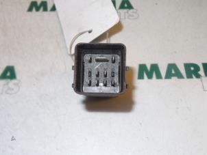 Used Glow plug relay Iveco New Daily IV 29L12V, 29L12V/P Price € 42,35 Inclusive VAT offered by Maresia Parts