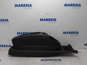Gebrauchte Mittelkonsole Citroen C4 Picasso (3D/3E) 1.6 BlueHDI 115 Preis € 105,00 Margenregelung angeboten von Maresia Parts