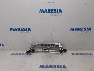 Used Wiper mechanism Renault Clio V (RJAB) 1.0 TCe 100 12V Price € 127,05 Inclusive VAT offered by Maresia Parts