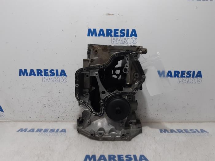 Used Sump Renault Megane IV Estate (RFBK) 1.3 TCE 115 16V Price € 105,00 Margin scheme offered by Maresia Parts
