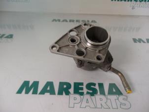 Używane Pompa prózniowa (Diesel) Peugeot Partner 1.8 D Cena € 42,35 Z VAT oferowane przez Maresia Parts