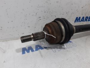 Used Front drive shaft, right Citroen C4 Picasso (3D/3E) 1.6 BlueHDI 115 Price € 105,00 Margin scheme offered by Maresia Parts