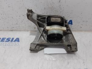 Used Engine mount Citroen C4 Picasso (3D/3E) 1.6 BlueHDI 115 Price € 29,00 Margin scheme offered by Maresia Parts