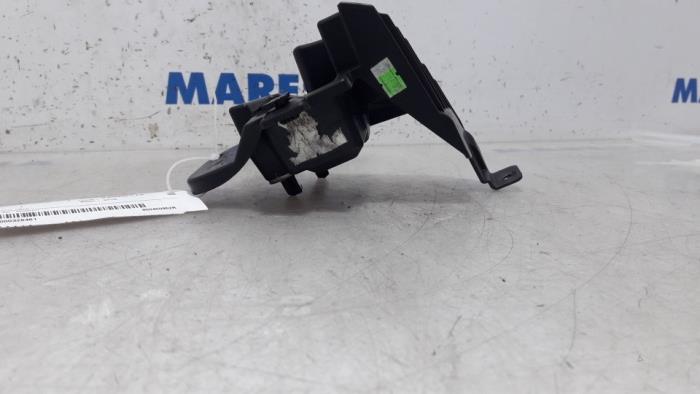 renault-clio-rear-bumper-brackets-left-stock-proxyparts