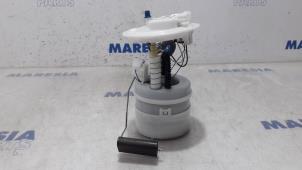 Used Electric fuel pump Renault Clio V (RJAB) 1.0 TCe 100 12V Price € 90,00 Margin scheme offered by Maresia Parts