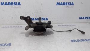 Used Knuckle, front right Renault Clio V (RJAB) 1.0 TCe 100 12V Price € 131,25 Margin scheme offered by Maresia Parts