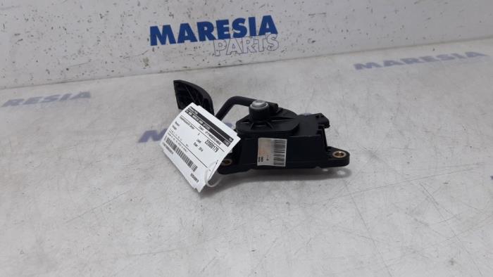 Begagnade Gaspedalsensor Renault Kangoo Express (FW) 1.5 dCi 90 FAP Pris € 48,40 Inklusive moms erbjuds av Maresia Parts