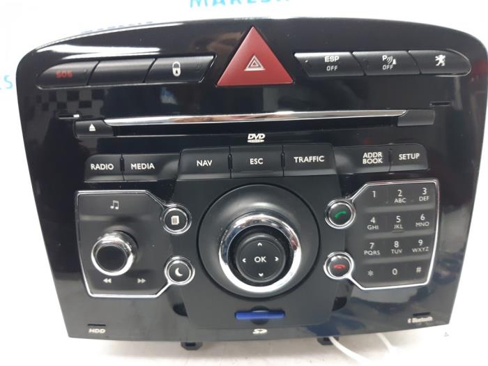 Radio CD Spieler van een Peugeot RCZ (4J) 1.6 16V THP 2010