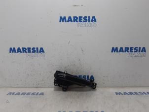 Used Front door handle 4-door, right Renault Clio V (RJAB) 1.0 TCe 100 12V Price € 50,00 Margin scheme offered by Maresia Parts