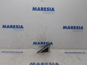 Used Decorative strip Renault Clio V (RJAB) 1.0 TCe 100 12V Price € 20,00 Margin scheme offered by Maresia Parts