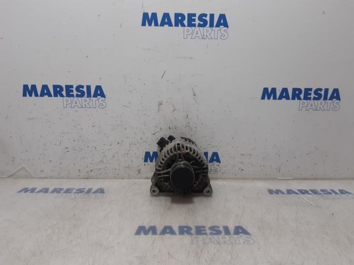 Begagnade Dynamo Peugeot 2008 (CU) 1.2 Vti 12V PureTech 82 Pris € 45,00 Marginaltabell erbjuds av Maresia Parts
