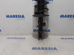 Used Front shock absorber rod, left Peugeot RCZ (4J) 1.6 16V THP Price € 75,00 Margin scheme offered by Maresia Parts