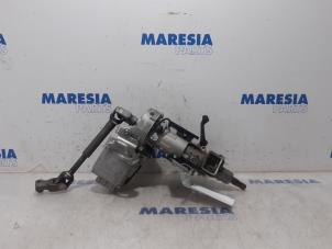 Used Steering column housing Renault Clio IV (5R) 1.2 TCE 16V GT EDC Price € 262,50 Margin scheme offered by Maresia Parts