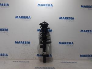 Gebrauchte Stoßdämpferstrebe links vorne Citroen C4 Cactus (0B/0P) 1.6 Blue Hdi 100 Preis € 50,00 Margenregelung angeboten von Maresia Parts