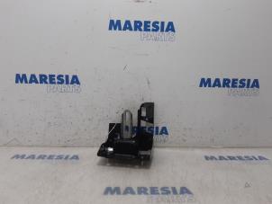Usagé Support boîte de vitesses Citroen C4 Cactus (0B/0P) 1.6 Blue Hdi 100 Prix € 25,00 Règlement à la marge proposé par Maresia Parts